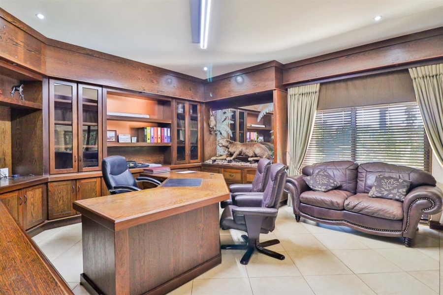 4 Bedroom Property for Sale in WestLake Country Safari Estate North West